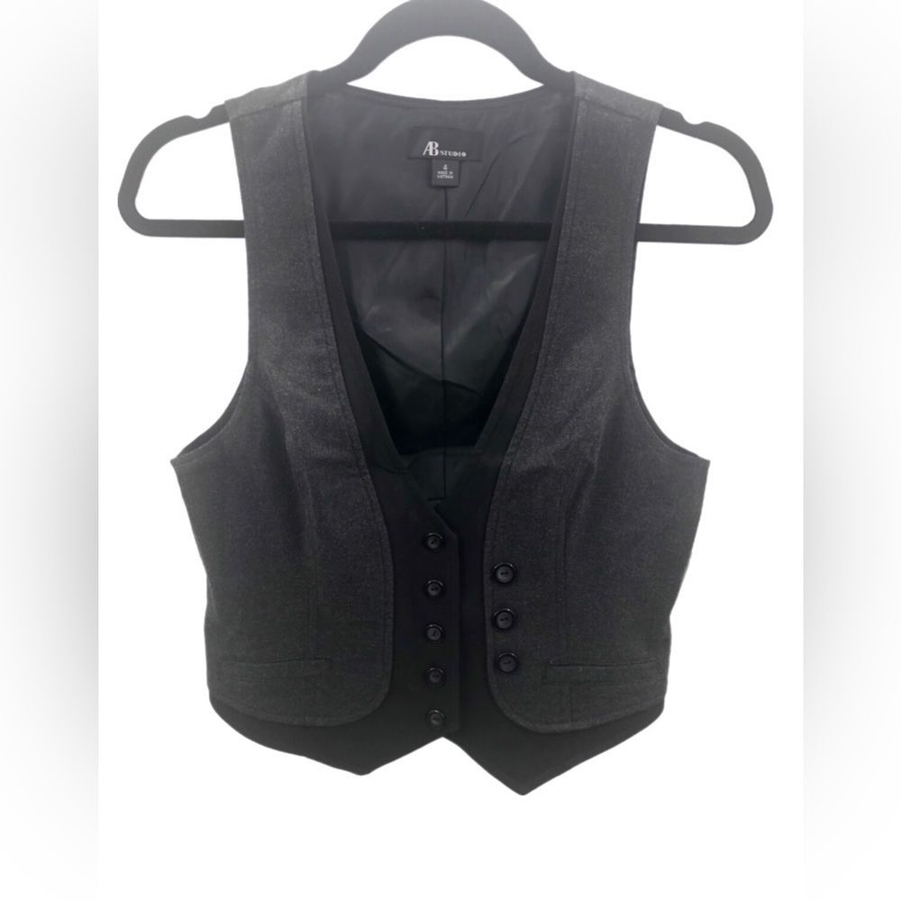 NWT AB STUDIO black vest